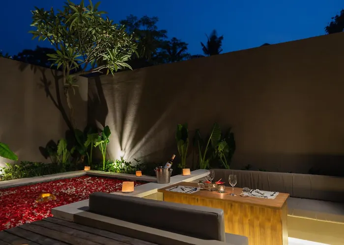 Mas Glamping Luxury Tent Villa Ubud
