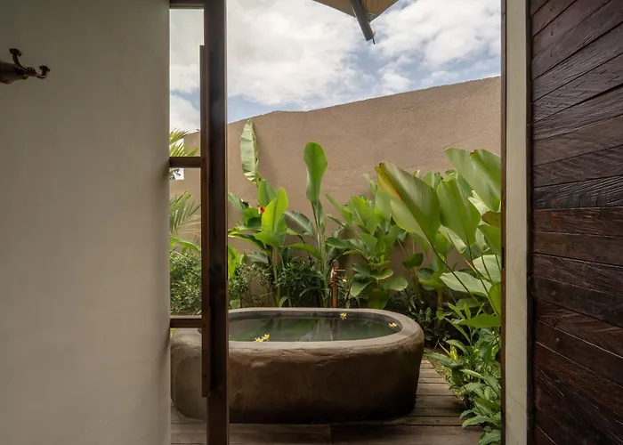 Mas Glamping Luxury Tent Villa