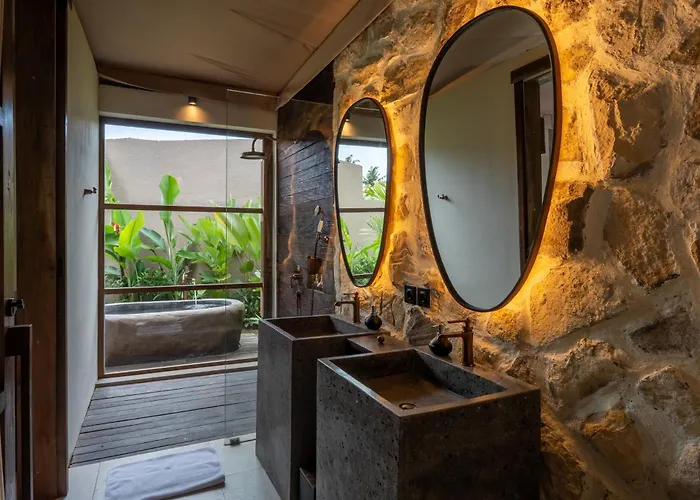 Mas Glamping Luxury Tent Villa