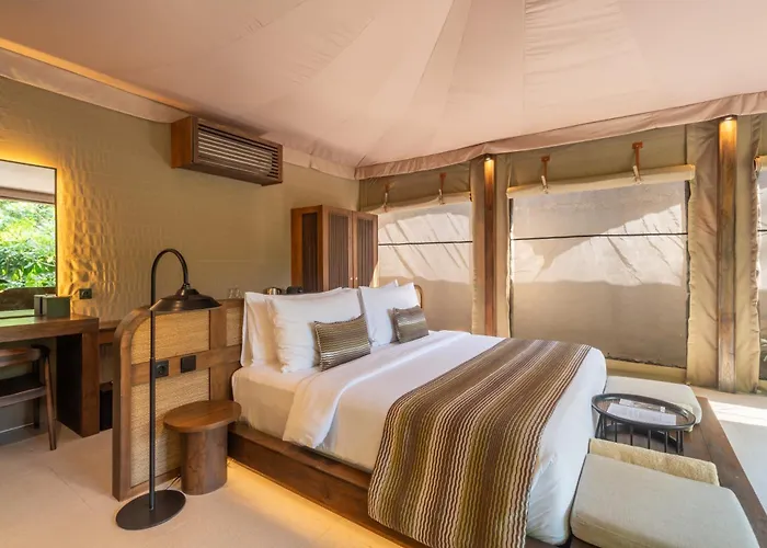 Villa Mas Glamping Luxury Tent Ubud